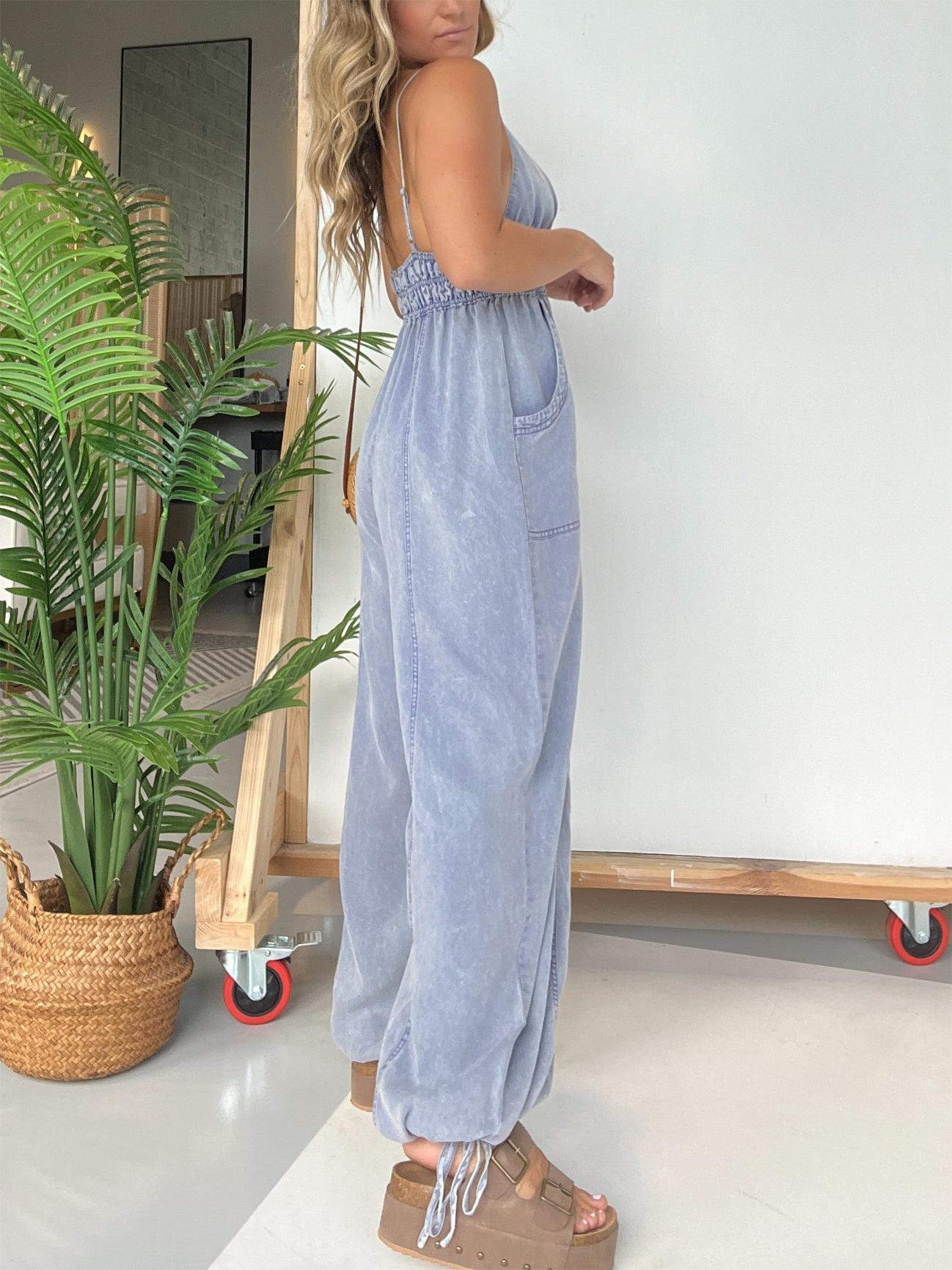 Pre-Sale>>🔥Christmas Sale 49% Off👉Women's Deep V Neck Tencel Denim Jumpsuit (Buy 2 Get 10% Off，Buy 3 Get 20% Off)