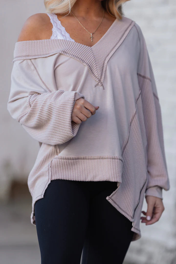 Women's V-Neck Loose Long Sleeve Top 🎁(Buy 2 Get 10% Off，Buy 3 Get 20% Off)